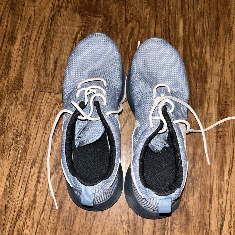 Blue Nike Sneakers. Size 6